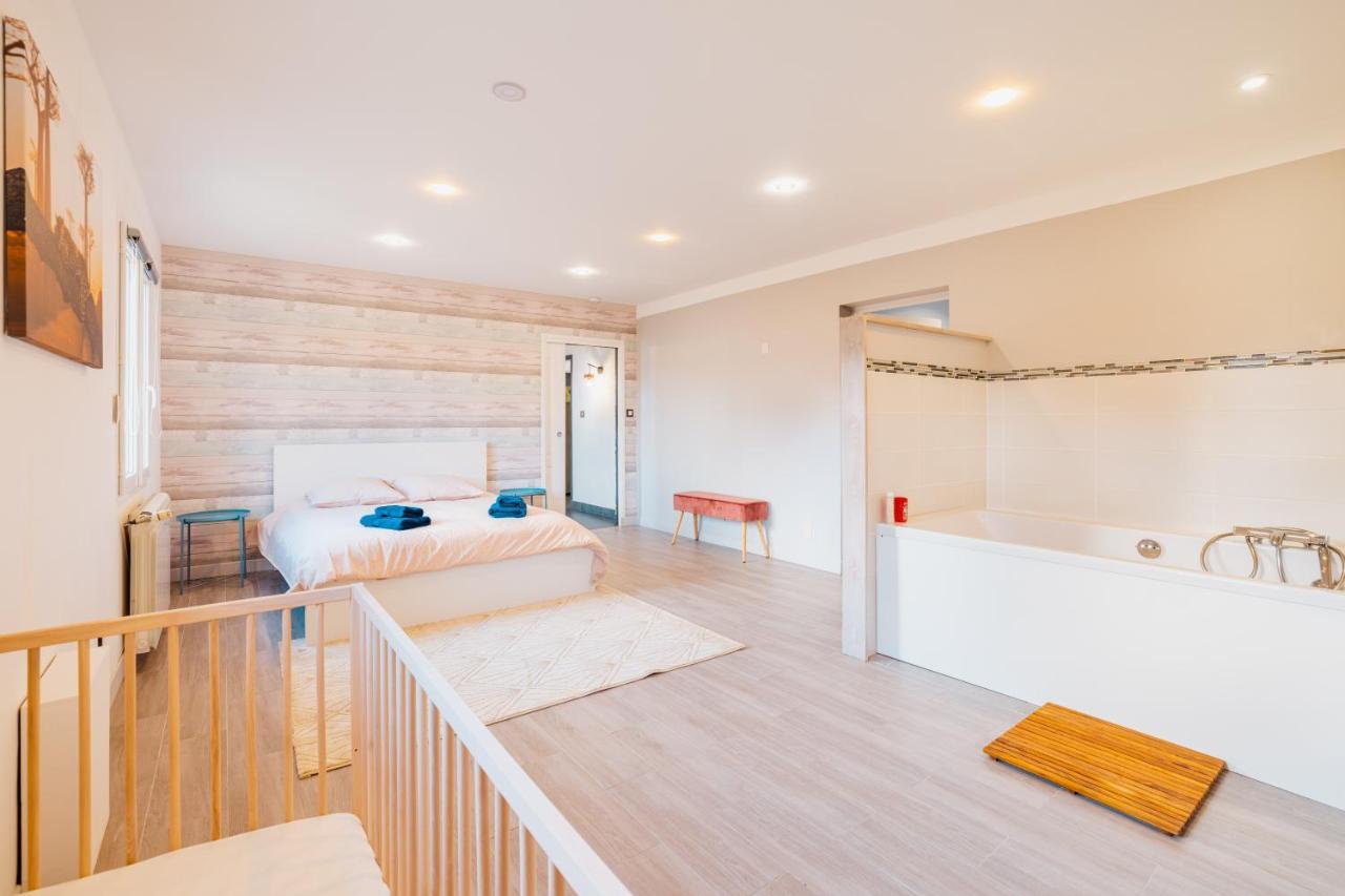 Grande maison avec piscine et jacuzzi à la campagne Desvres Exterior foto