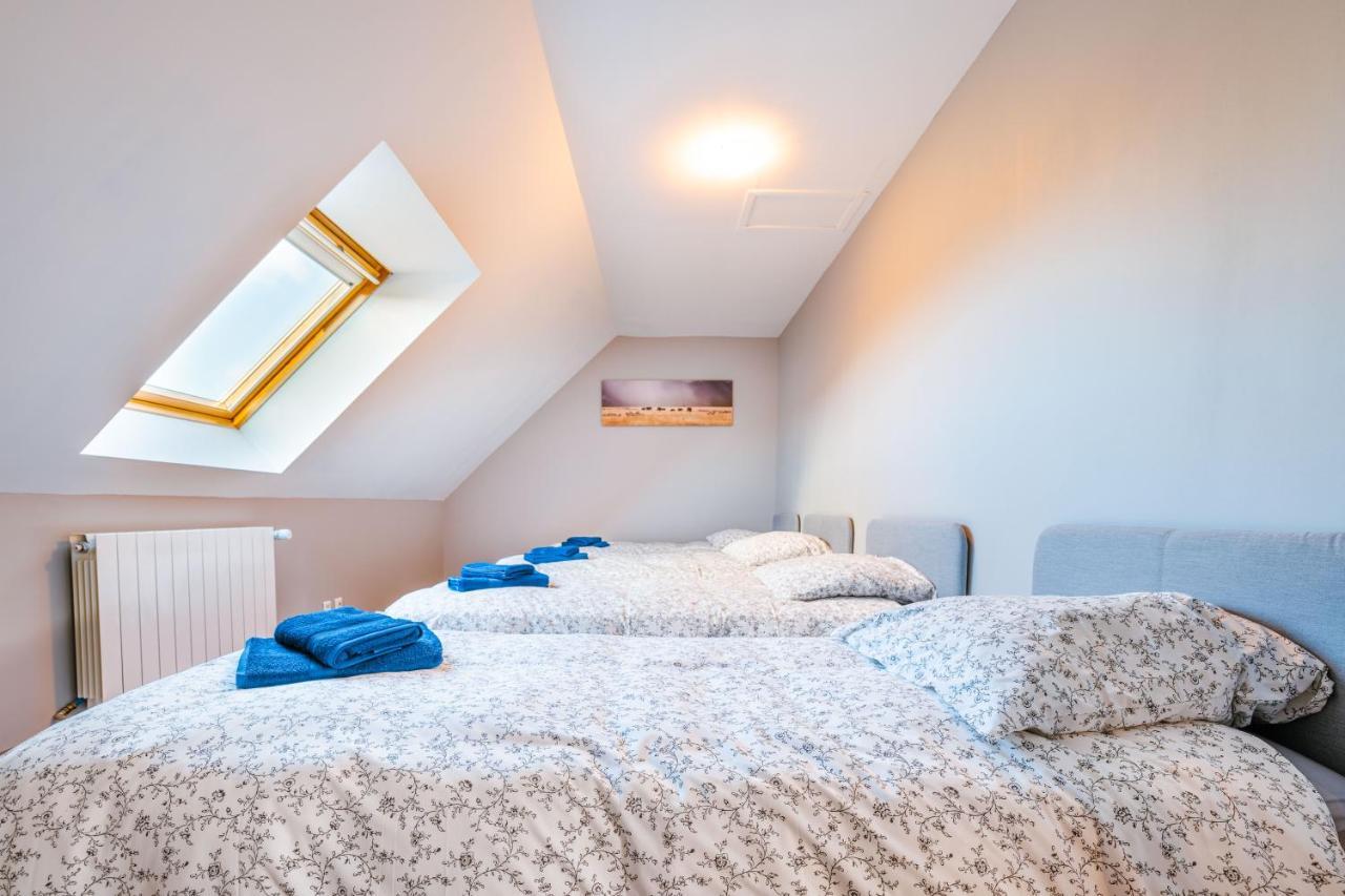 Grande maison avec piscine et jacuzzi à la campagne Desvres Exterior foto